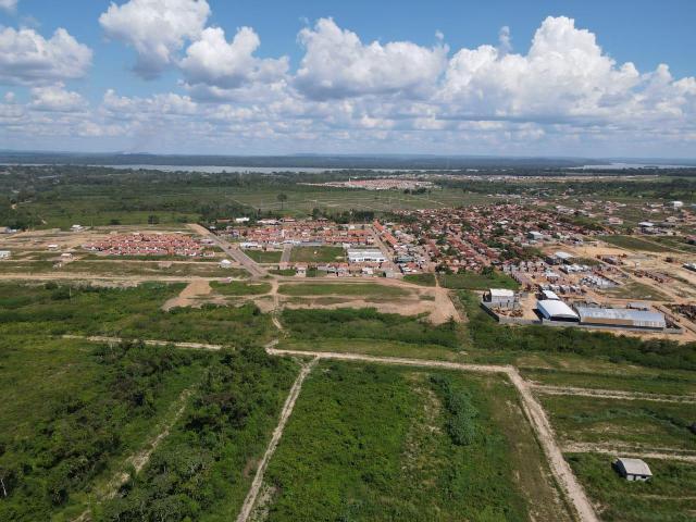 Terreno de 200 metros quadrados